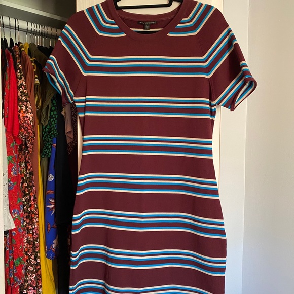 [Walter Baker] Stripped Bodycon Dress - Picture 3 of 7